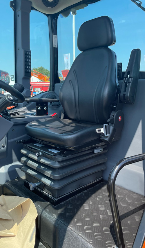 UnitedSeats well represented at Plantworx 2023 Develon LGV90/C2