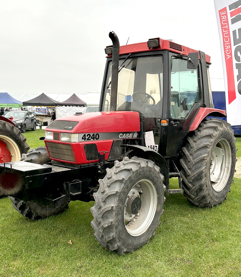 UnitedSeats dealer TractorParts.co.uk LTD at Newark Vintage Tractor Fair