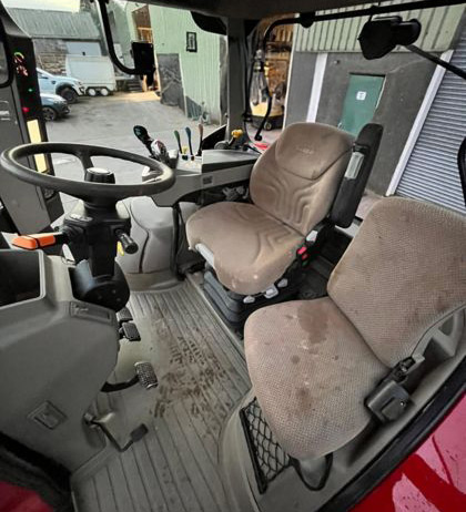 UnitedSeats dealer Sumsertech Spain report on a great Rancher Pro installation in a Case Puma tractor