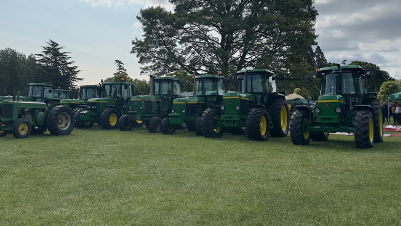 UnitedSeats dealer Independent Agri Parts find success at TractorFest