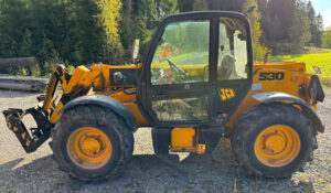 UnitedSeats dealer Carlat installs LGV35/C1 AR in JCB telehandler