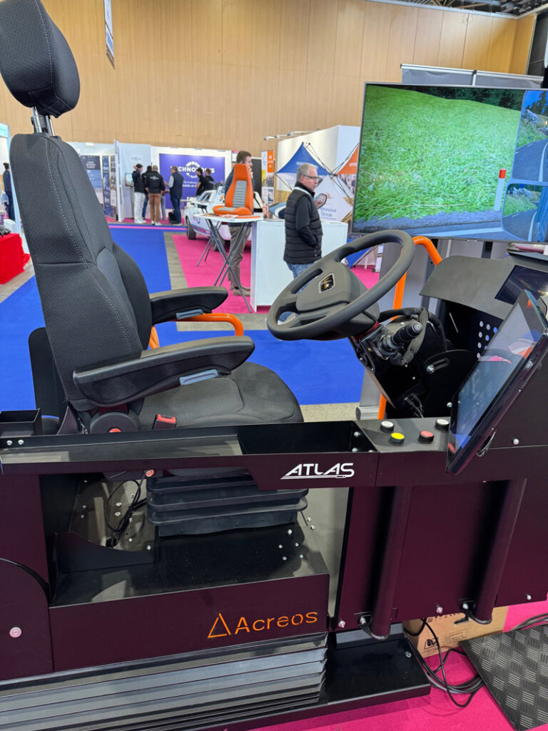 Acreos Simulators fitted with UnitedSeats air LGV90/C8 Pro seat with 3-point seat belt