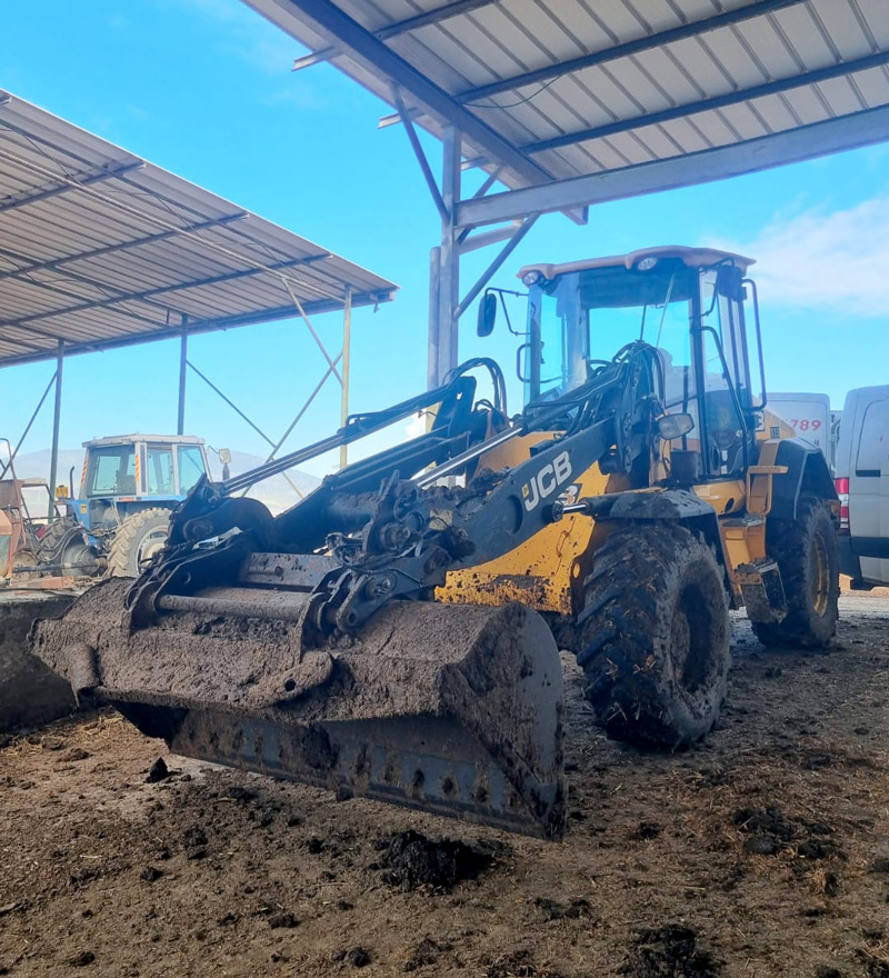 UnitedSeats air LGV84/C1 AR successfully installed into a JCB 413 loading shovel