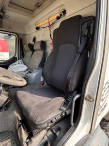 UnitedSeats dealer Asfir installs Voyager C70 seat in Volvo FL6 250 truck