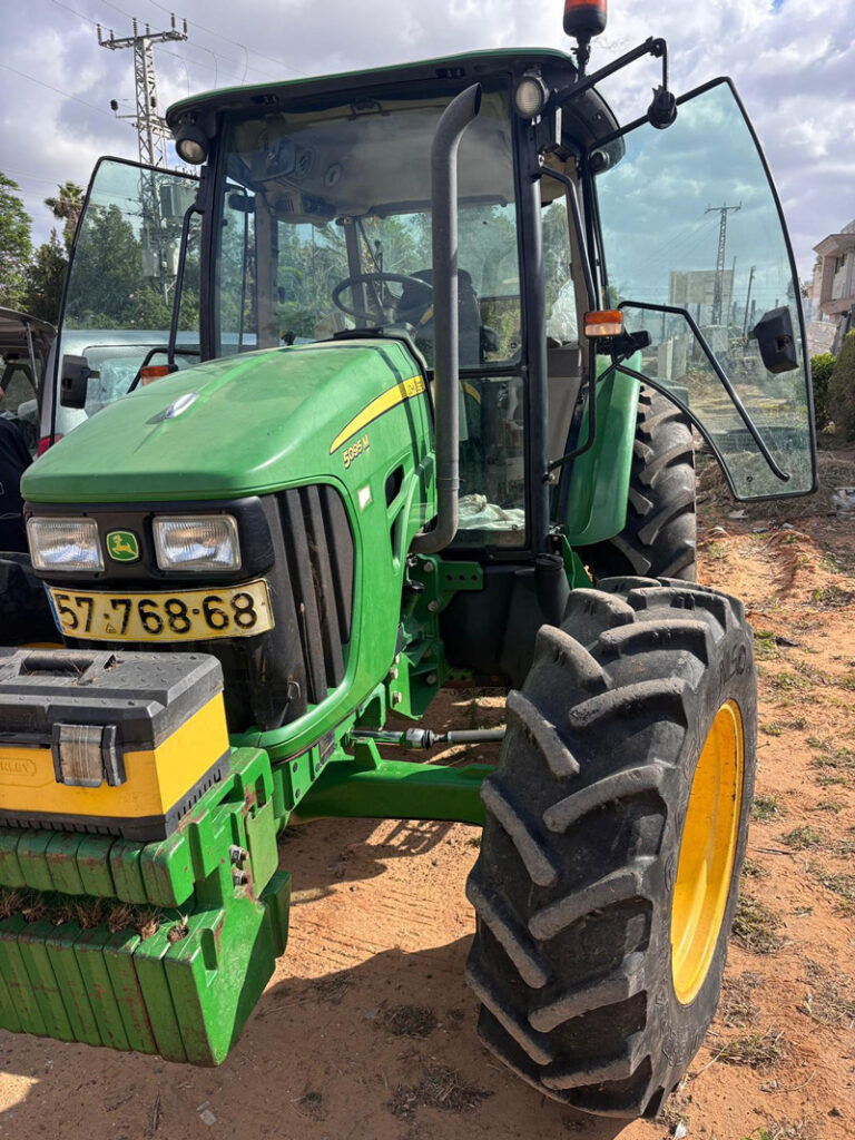 UnitedSeats dealer Asfir achieves John Deere and Bomag installations