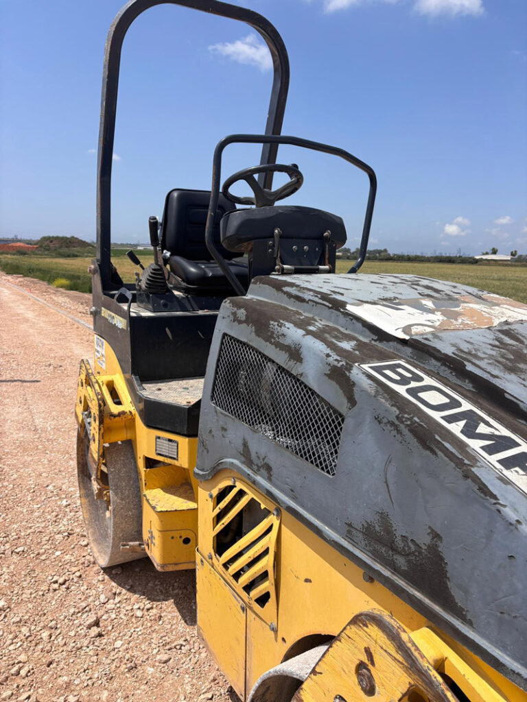 UnitedSeats dealer Asfir achieves John Deere and Bomag installations