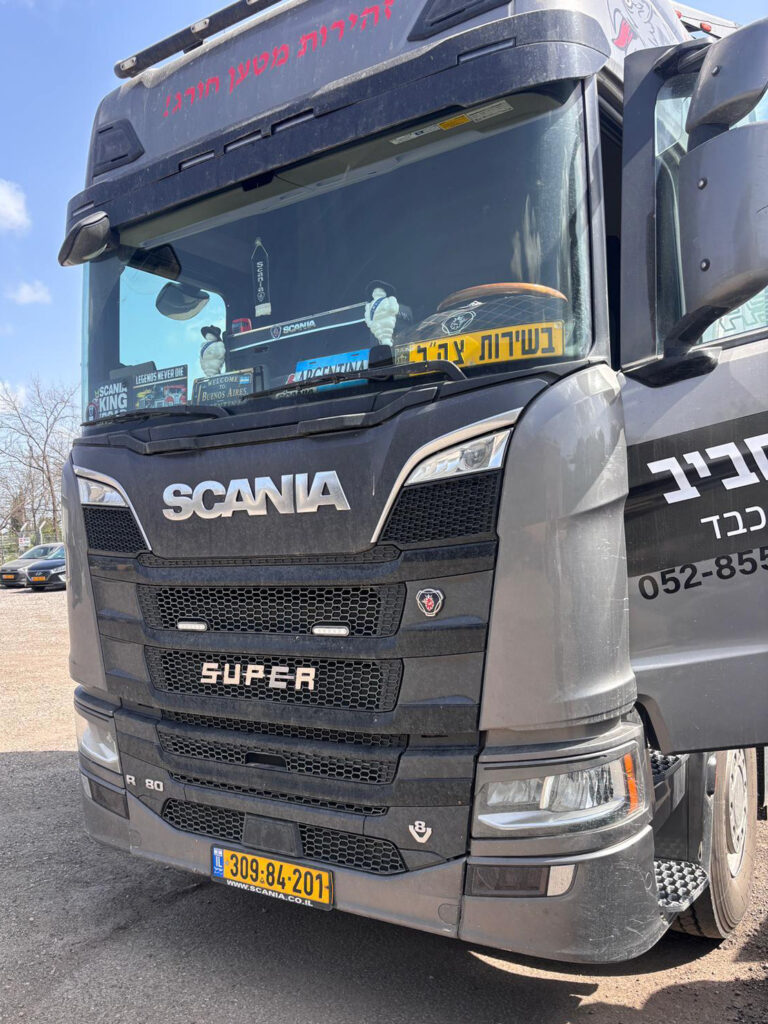 UnitedSeats dealer Asfir achieves excellent Voyager C70 installations in DAF and Scania trucks