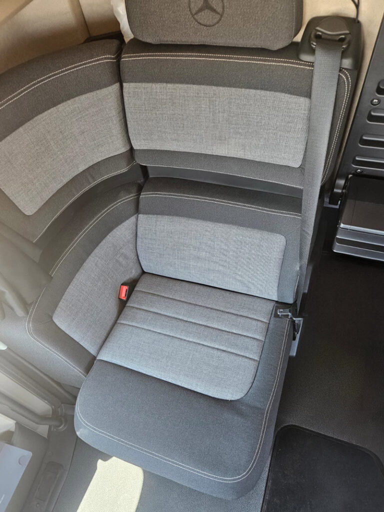 Mercedes customer asks for Voyager C70 seat in new truck